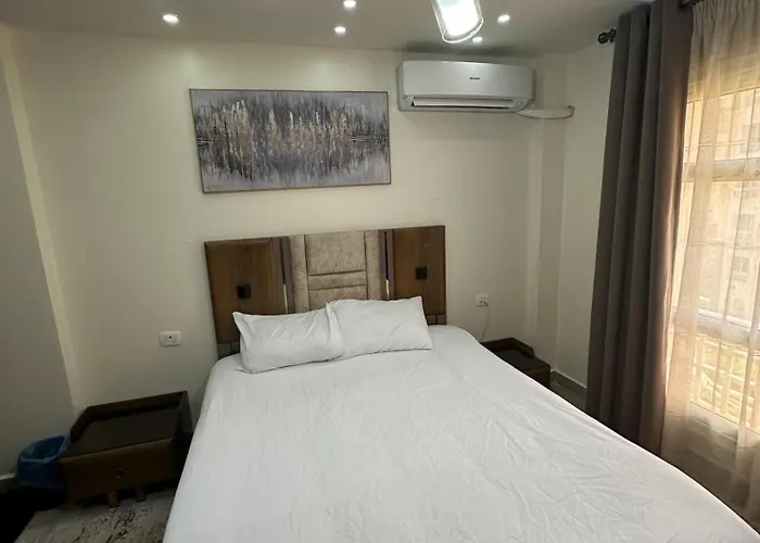 Elegant Brand New 2 Bedroom Flat