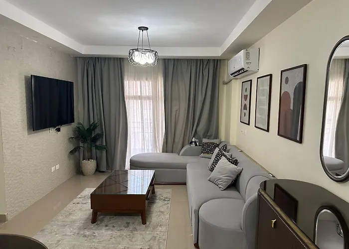 Elegant Brand New 2 Bedroom Flat