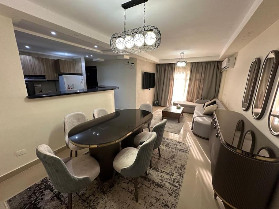 Elegant Brand New 2 Bedroom Flat Apartment Madinaty
