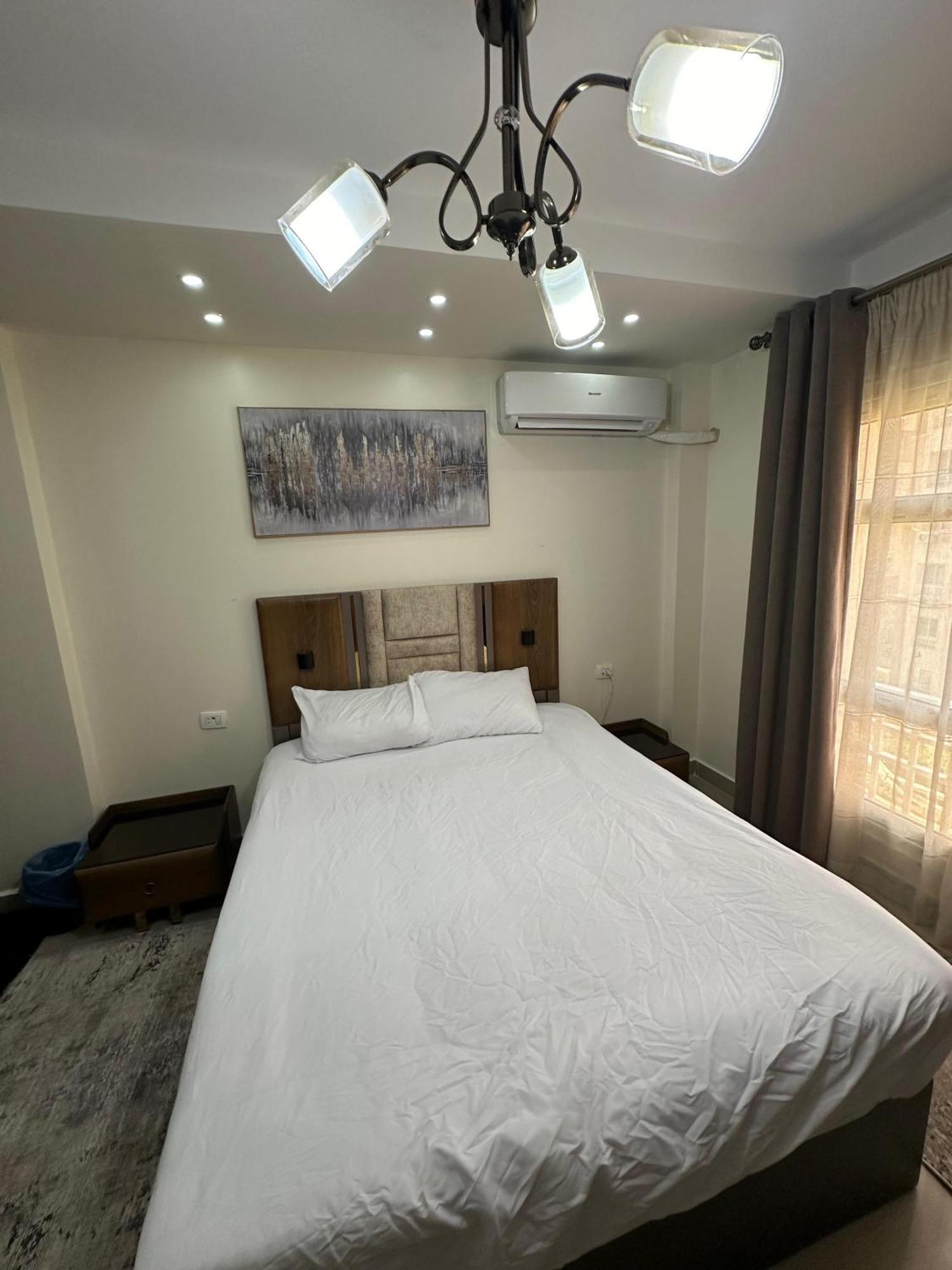 Apartment Elegant Brand New 2 Bedroom Flat *