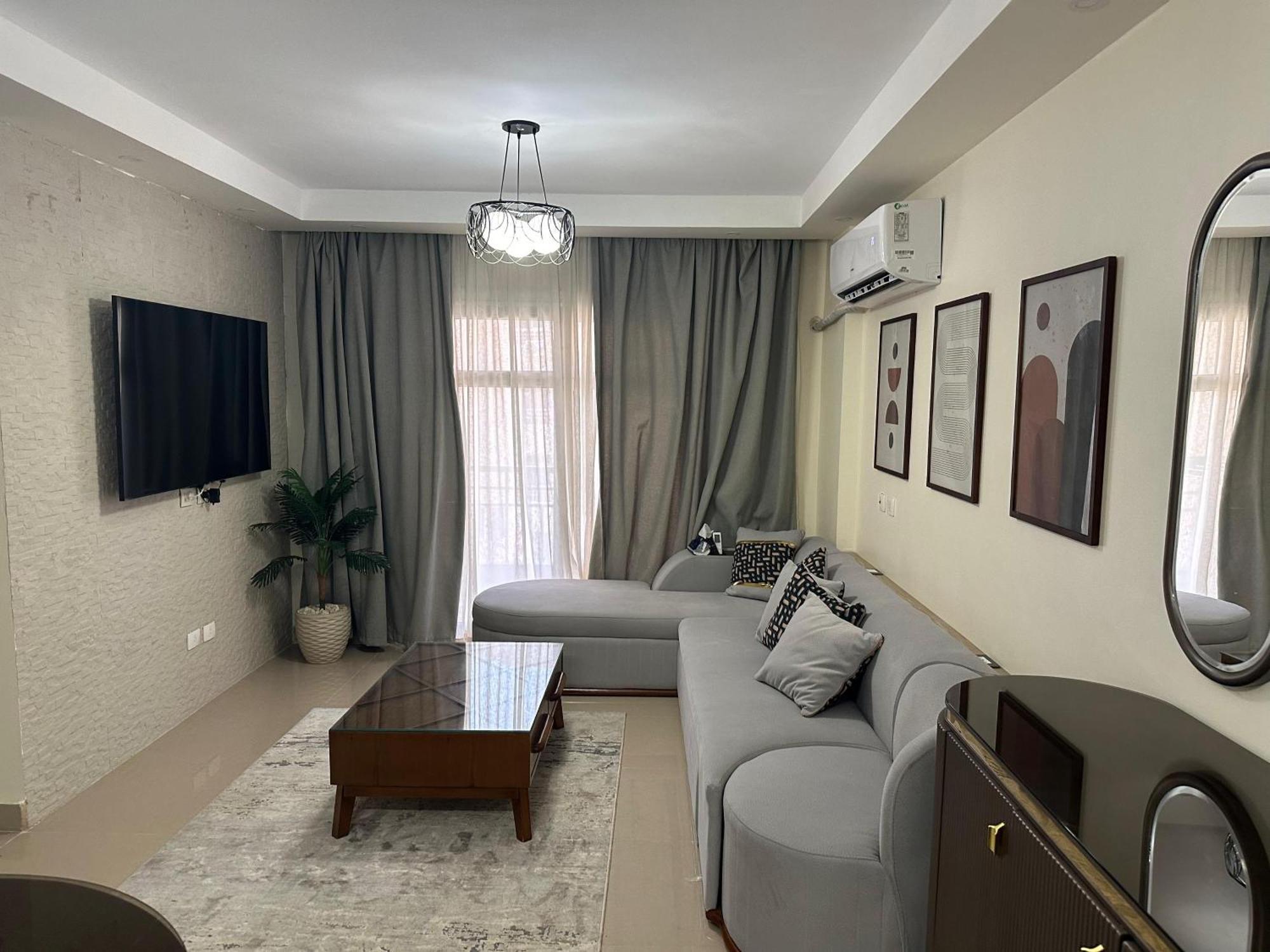 Elegant Brand New 2 Bedroom Flat